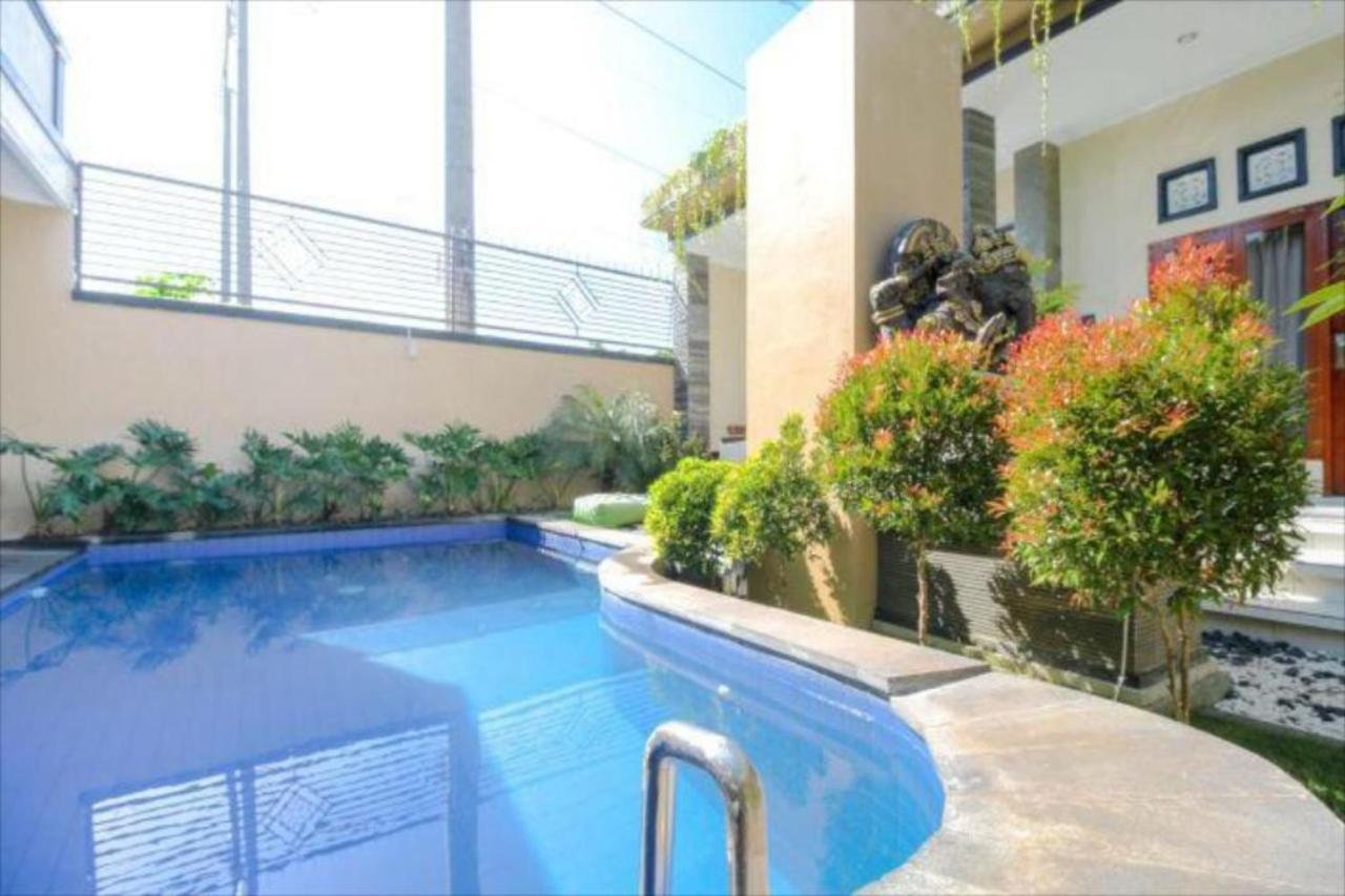 Oyo Flagship 91237 Ratu Guest House Kedunganan Exterior photo